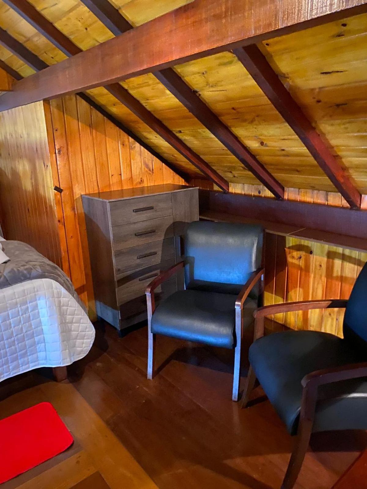 Chale Vale Pedras Lodge *
